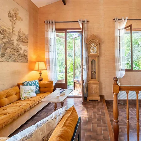 Tranquil Villa, Nature S Embrace בית נופש Cazouls-lès-Béziers