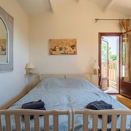 Tranquil Villa, Nature S Embrace